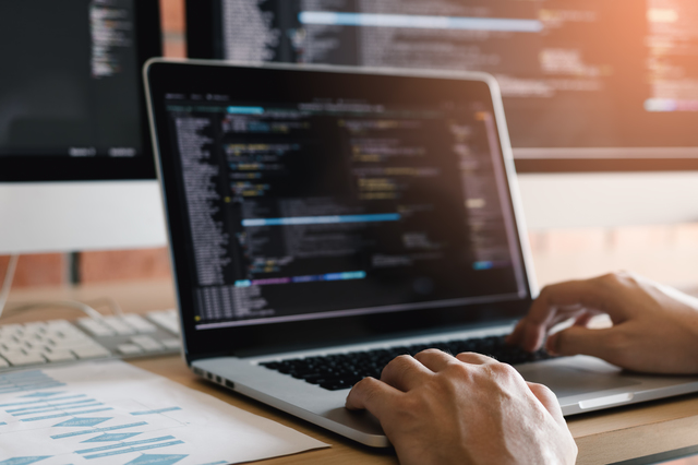 採用管理システム×チャットボットで採用業務を効率化する方法